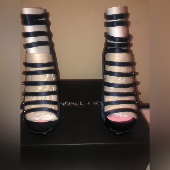 Navy blue; sexy, sassy, very classy shoe; with dark pewter hardware; - Picture 10 of 10